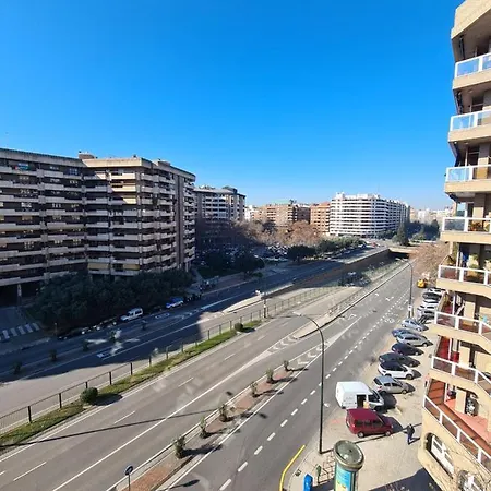 Dos Torres Tauriel - Espacioso Con Impresionantes Vistas Y Garaje Privado Apartment *